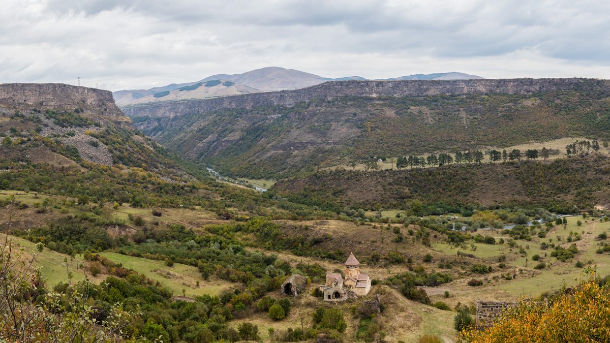 The Voice in the Stone: How Lori's Tuff Built a Kingdom